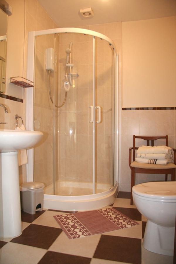 Ken-Mar House Bed And Breakfast แบลลีย์มันนี ห้อง รูปภาพ